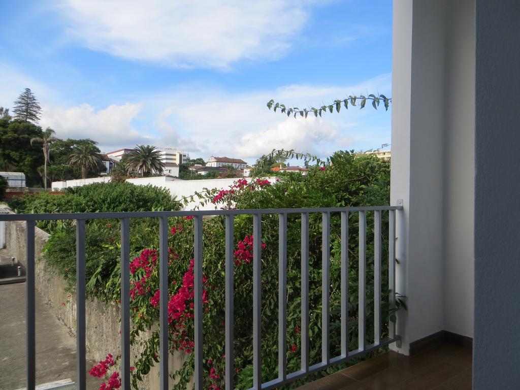 Segundo Canto Ponta Delgada (Sao Miguel)